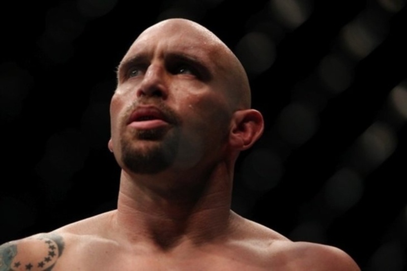 UFC: Μικροτραυματισμός για Shane Carwin
