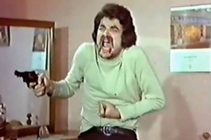 Βίντεο: Ο πιο... ξεκαρδιστικός κινηματογραφικός θάνατος