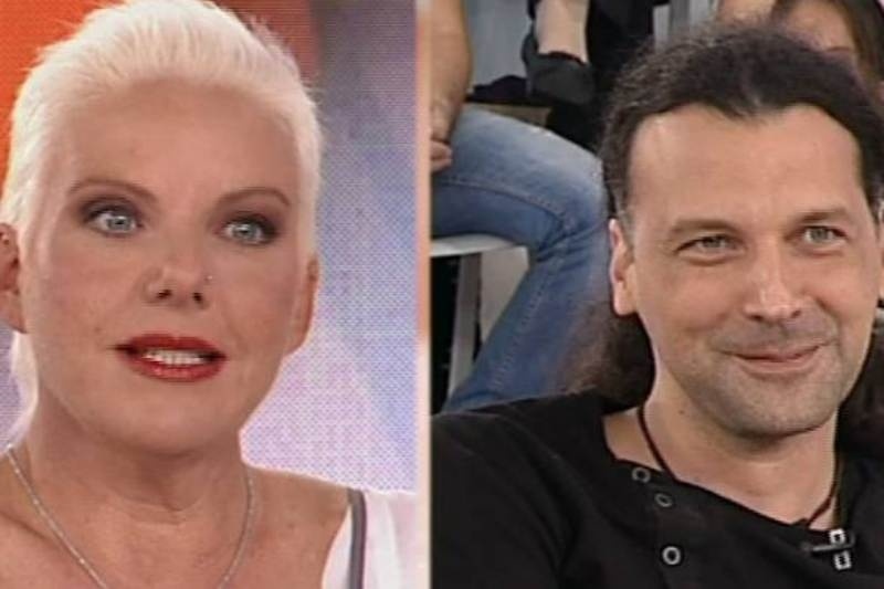 Νανά Παλαιτσάκη: Εξομολογήθηκε ότι γνώρισε τον σύντροφό της μέσω facebook