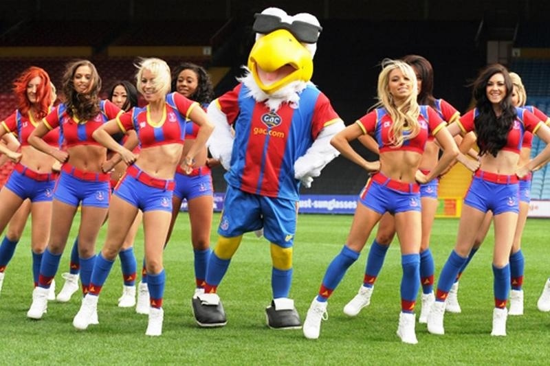 Gangnam Style από τις Cheerleaders (video)