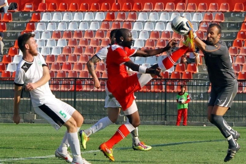 H 4η αγωνιστική της Football League με εικόνες