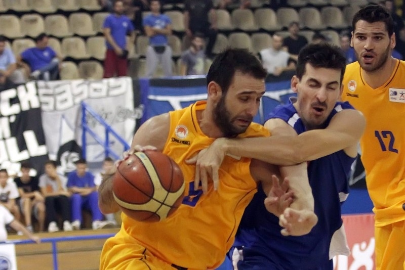 Περιστέρι: Νίκη με ανατροπή στην πρεμιέρα!