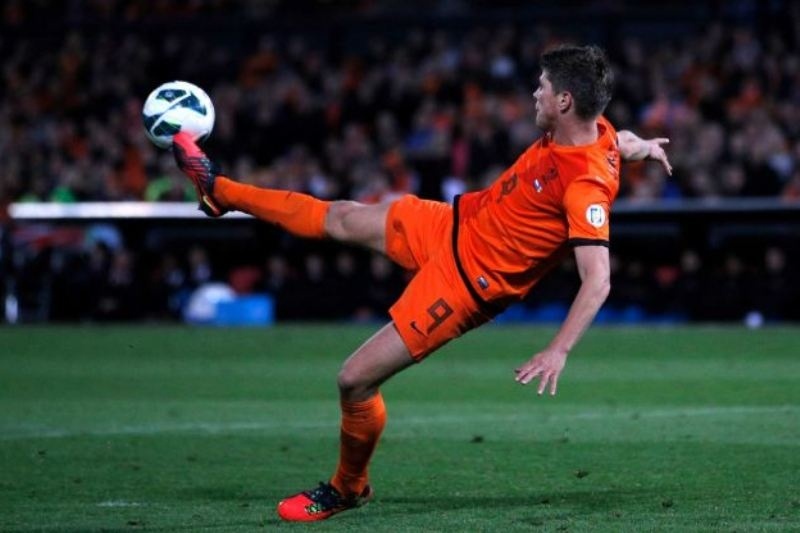 Ολλανδία: Η ομαδικότητα των «οράνιε» και ο Χούντελαρ (video)