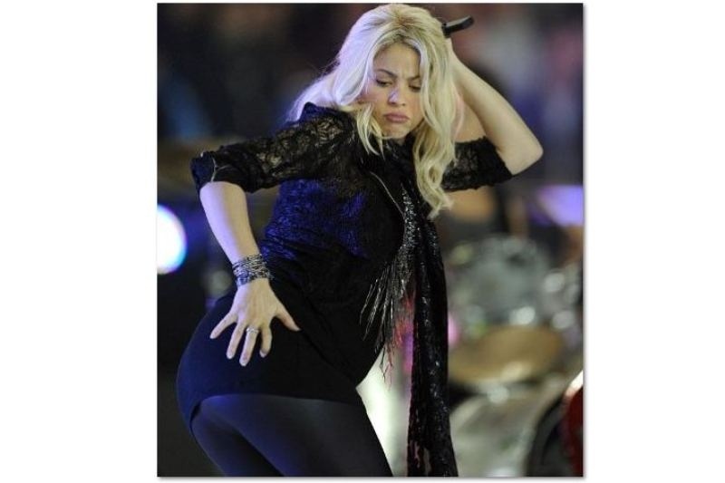 H πρώτη on stage εμφάνιση της εγκυμονούσας Shakira
