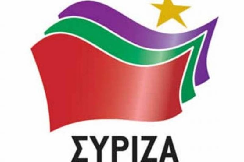 ΣΥΡΙΖΑ: «Άλλη μία θεατρική παράσταση»