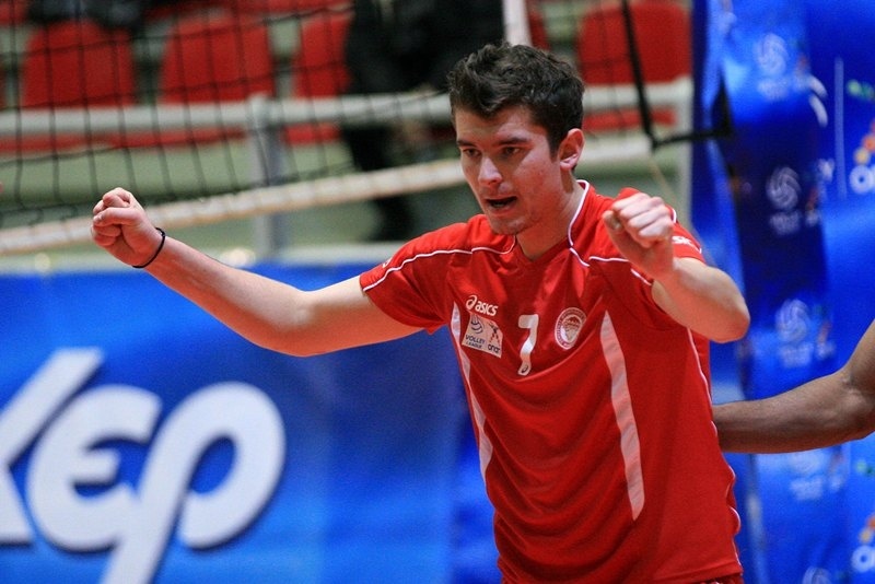 Φιλίποφ: «Πρωτάθλημα στον Ολυμπιακό»