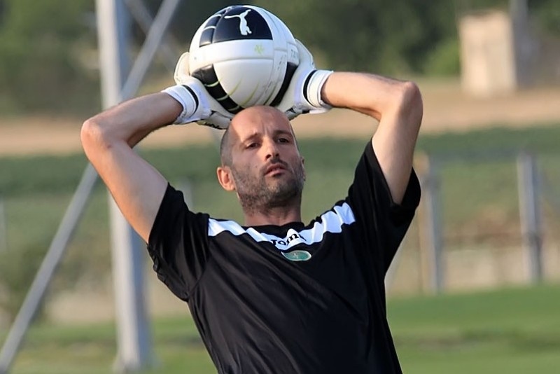 Πανθρακικός: Μέσα ο Σερφά, έξω ο Κουτσόπουλος