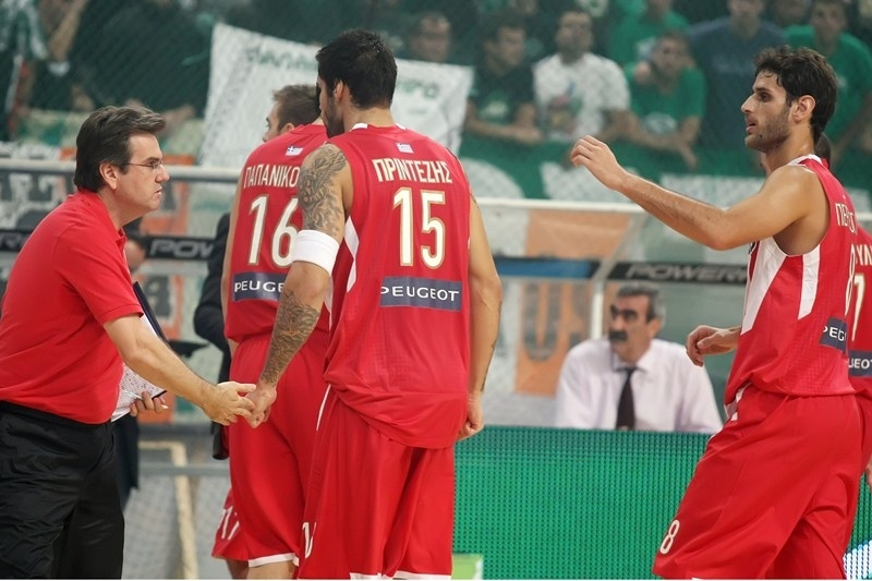 Ολυμπιακός: Τα συγχαρητήρια των φιλάθλων (video)