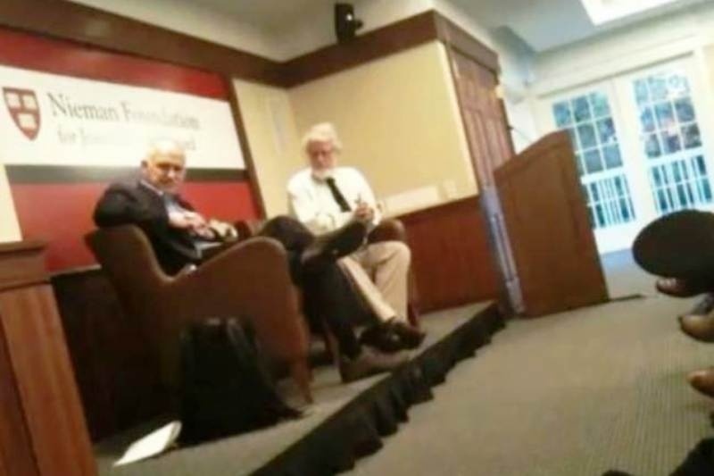 Βίντεο: Κρυφή κάμερα κατέγραψε ομιλία του Παπανδρέου στο Χάρβαρντ