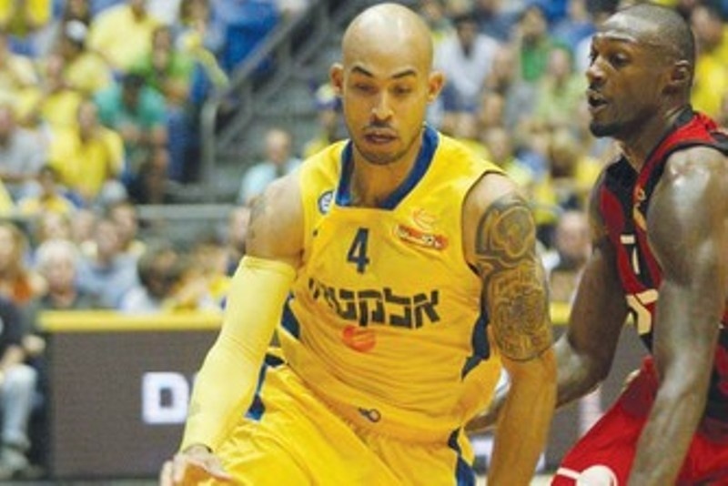 Μακάμπι: Εύκολο διπλό στη Γαλλία