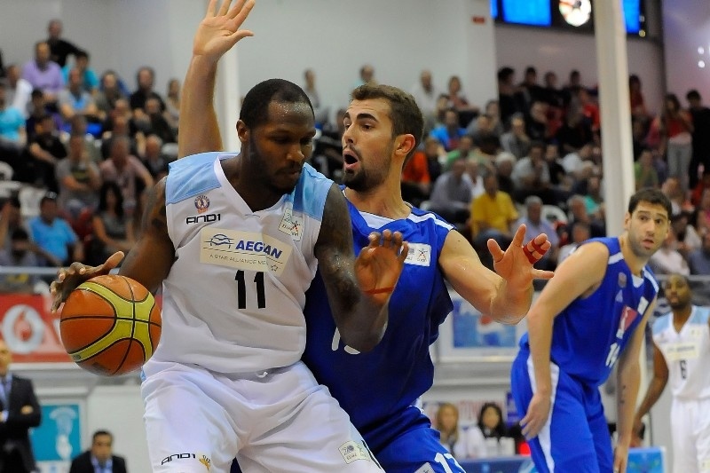 Κολοσσός: Εύκολο απόγευμα με Ελευσίνα