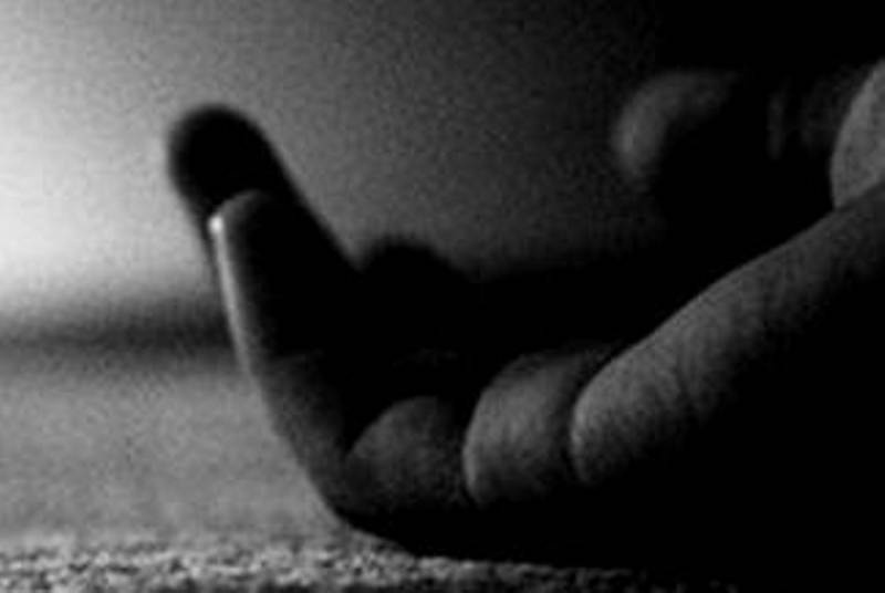 ΣΟΚ! Εκανε απόπειρα αυτοκτονίας μέσα σε εκκλησία