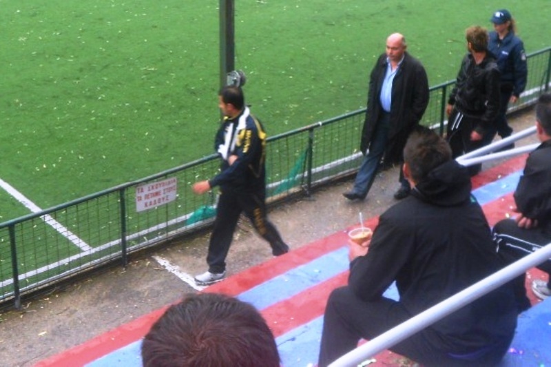 Μετέωρα: Άτυχος ο Αγγελάκης