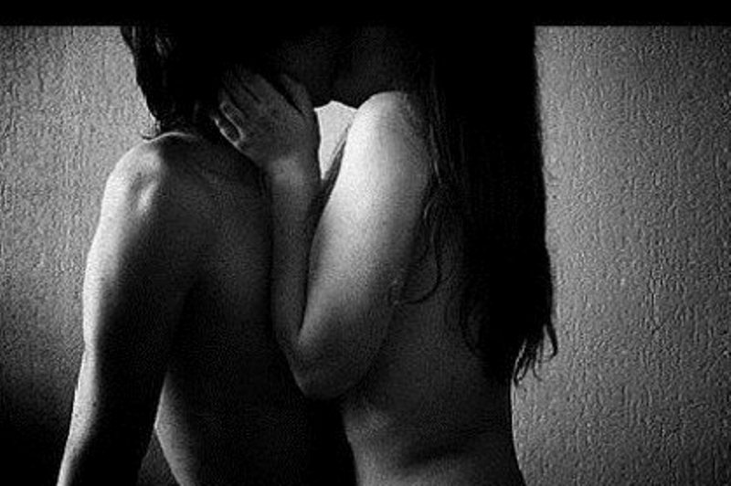 5 κομμάτια της γυναικείας γκαρνταρόμπας που ανάβουν τους άνδρες