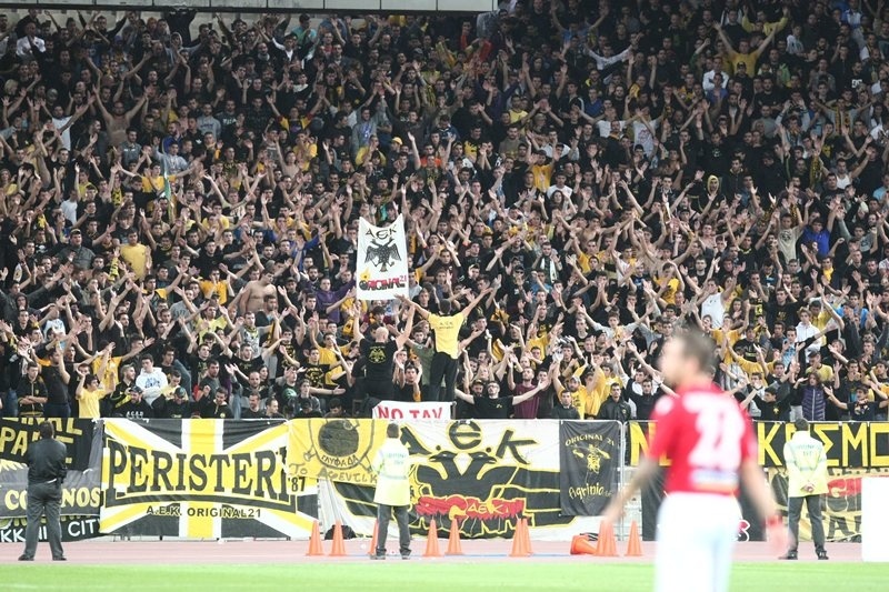 Super League: Κλήθηκε σε απολογία η ΑΕΚ
