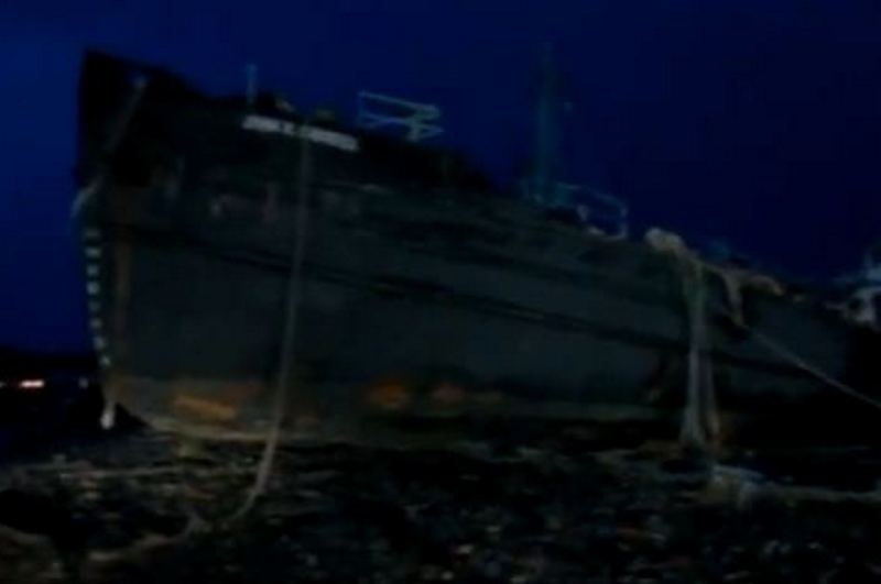 Τυφώνας Σάντι: Εβγαλε τάνκερ στη στεριά (Video)