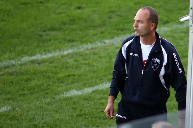 Παναχαϊκή-Λάρισα: Ένταση στη συνέντευξη Τύπου, αποχώρησε ο Ζιώγας