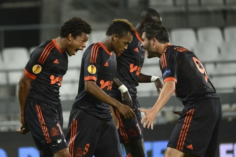 Γαλλία: «Ξεκαθάρισμα» στην κορυφή