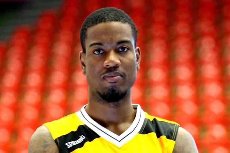 Πανελευσινιακός: Βλέπει Ράιλι