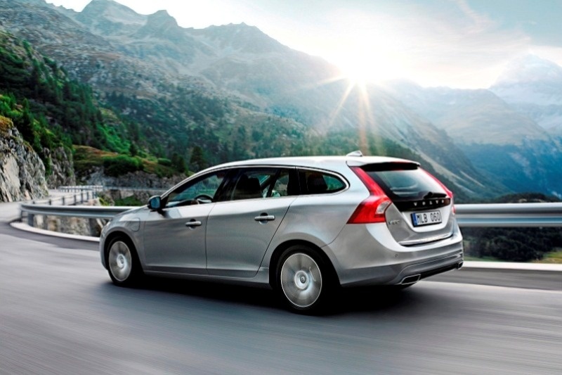 Volvo S60 και V60: diesel ή βενζίνη στην ίδια τιμή