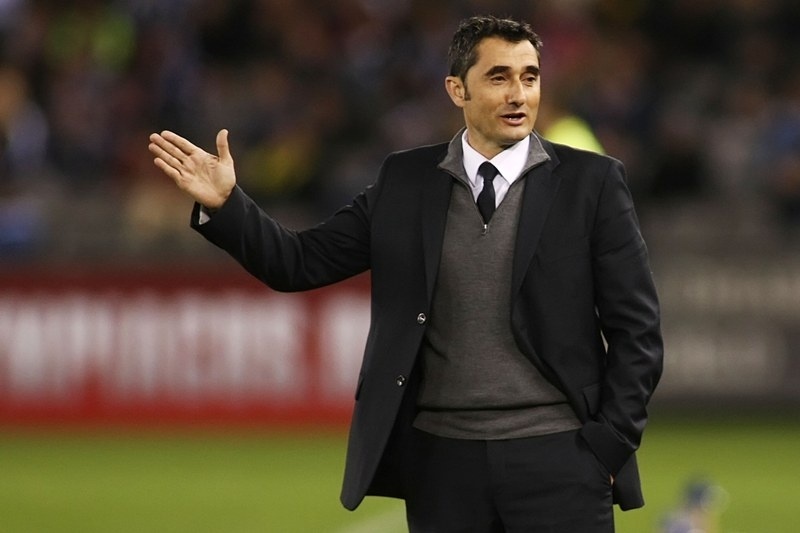 Επαφές Βαλένθια με Βαλβέρδε!