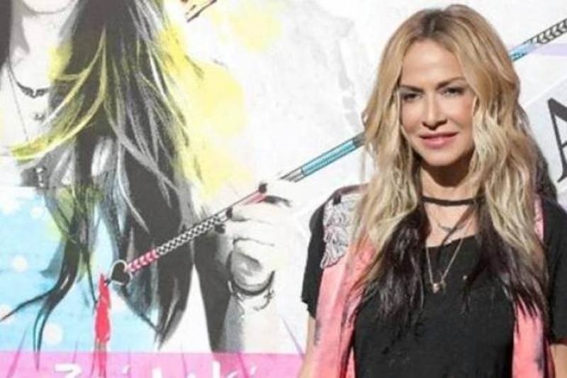 Αποχώρηση βόμβα από το σχήμα της Άννας Βίσση