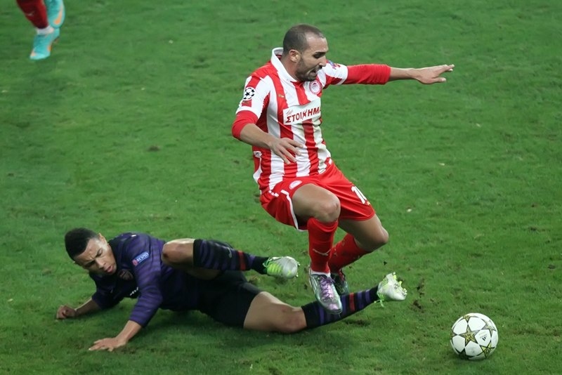 Τζεμπούρ: «Βελτιώνομαι με Μήτρογλου»