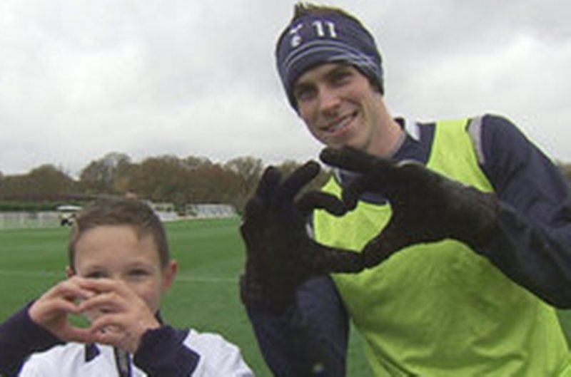 Τότεναμ: Η συνάντηση του μικρού καρκινοπαθούς με τον Μπέιλ (video)