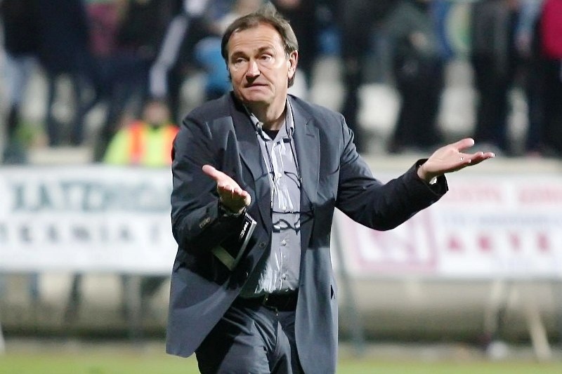 Λίνεν: «Προτεραιότητα το πρωτάθλημα»