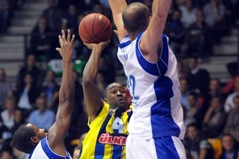 Φενέρμπαχτσε Ούλκερ: H «μαγική» ασίστ του ΜακΚάλεμπ (video)