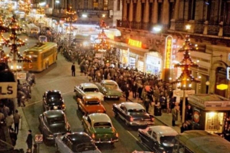 Η φωτογραφία της Χριστουγεννιάτικης Αθήνας που τους συγκινεί όλους