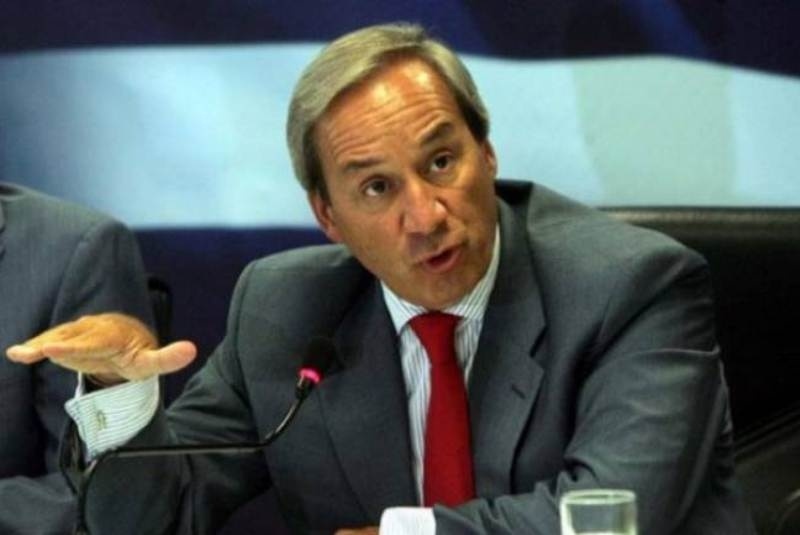 Στήριξη Αλογοσκούφη σε συγκατηγορούμενο του Λαυρεντιάδη