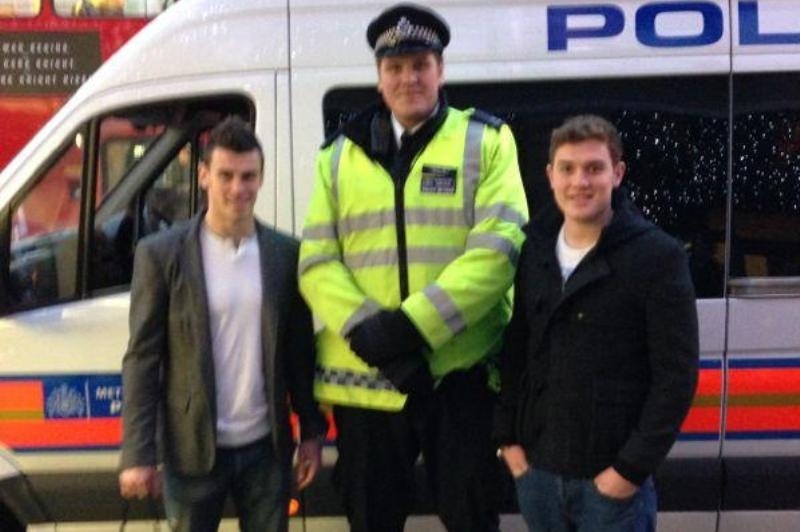 Τότεναμ: Ο Μπέιλ και ο… τεράστιος αστυνομικός