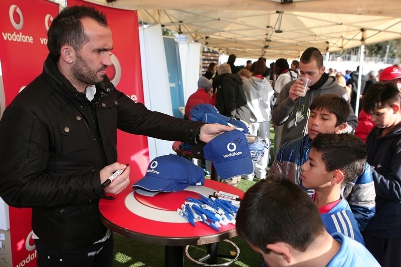 ΕΠΟ και Εθνική έστειλαν μήνυμα αγάπης (photos)