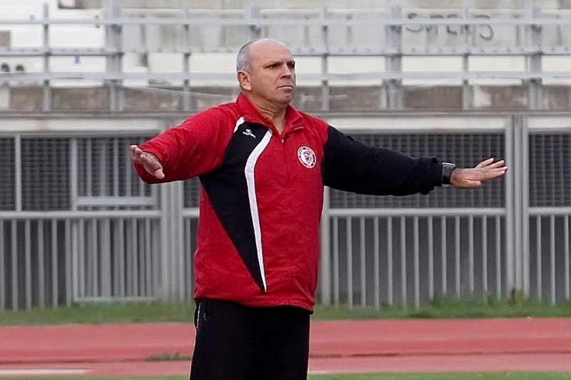 Ηρακλής Ψαχνών: Άδεια από τη σημαία για Κονέ και Τάουερ