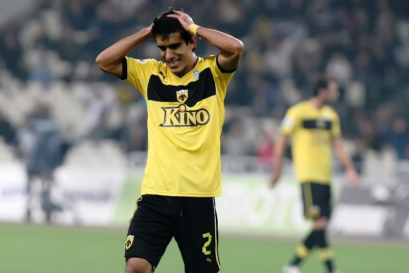 Κοντοές: «Αν όχι Στεάουα, τότε Χαλ»