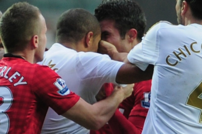 Φέργκιουσον: «Τυχερός που ζει ο Φαν Πέρσι»!