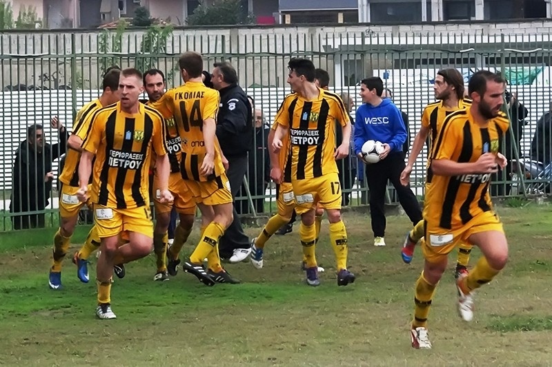 Αναγέννηση Καρδίτσας: Παρελθόν έξι παίκτες