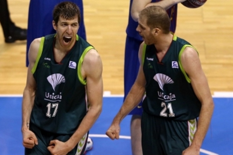 Ουνικάχα Μάλαγα: Το κρίσιμο άλεϊ ουπ κάρφωμα του Βάσκεθ (video)