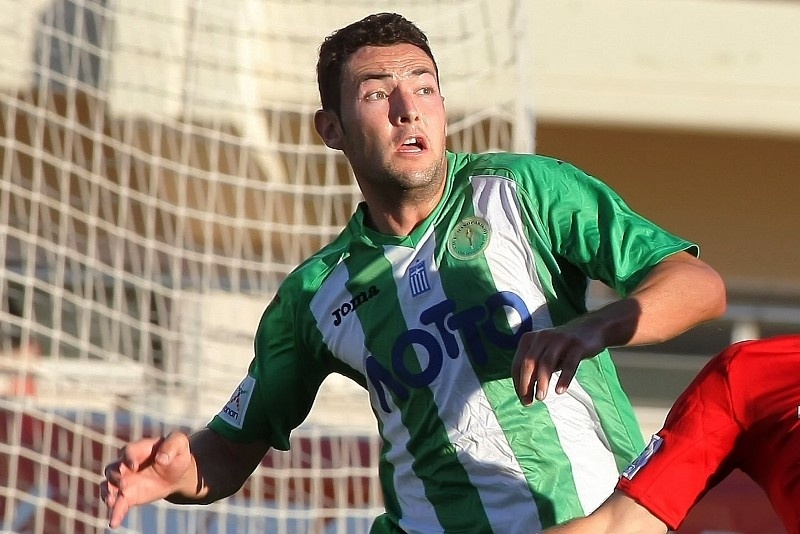 Καλλιθέα: Ανακοίνωσε τριπλό χτύπημα