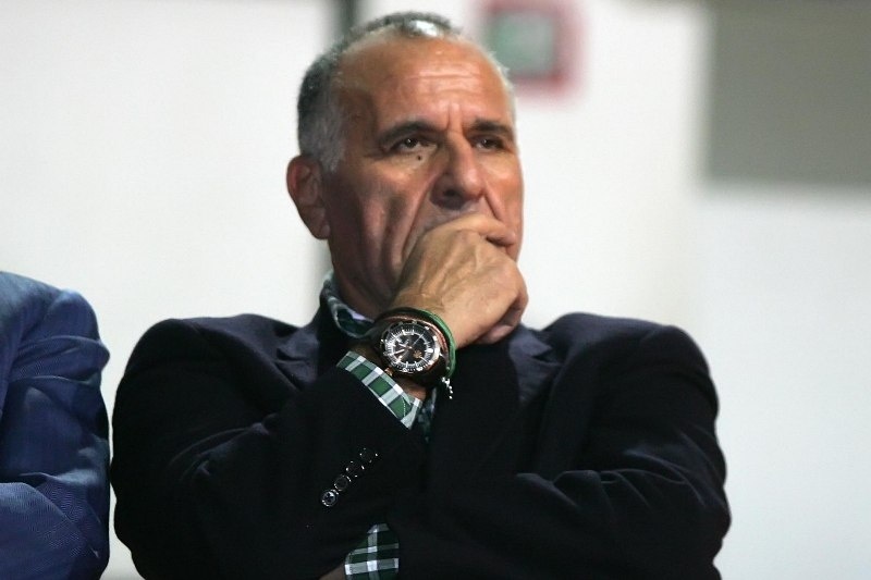 Κωνσταντίνου: «Να μάς δώσει το όνομα ο κ. Μαρακάκης»