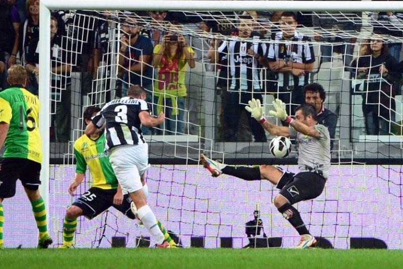 Ακόμη πληρώνει την ΑΕΚ ο Σορεντίνο!