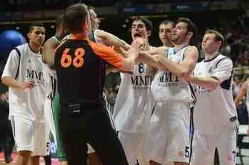 Ρεάλ-Ζαλγκίρις: Τους... πλάκωσε όλους ο Ρούντι! (video)