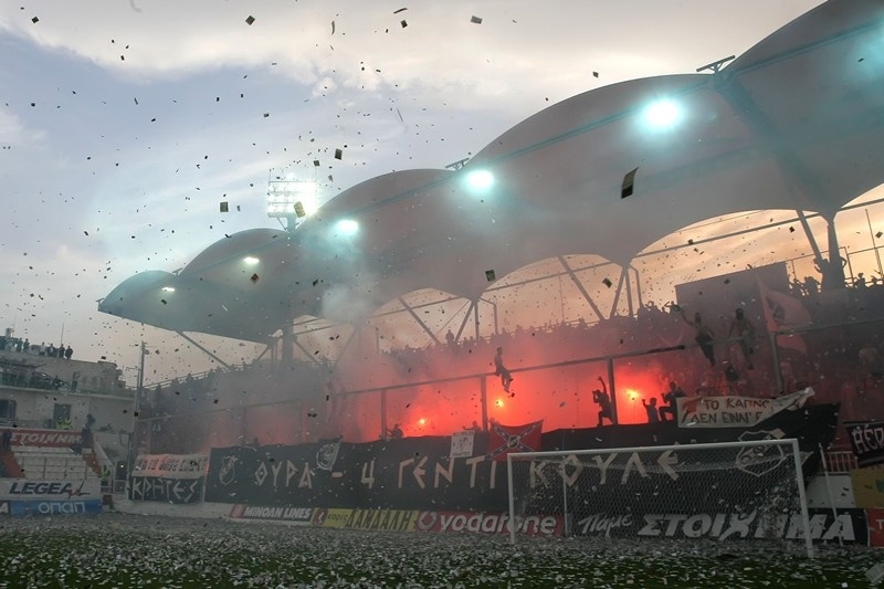 Φρέναρε στα Μέγαρα η Δόξα