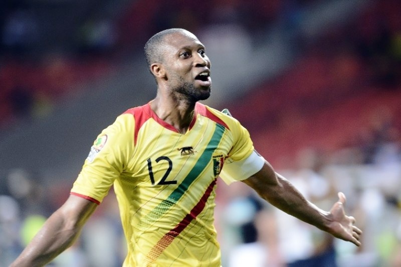 Με το δεξί το Μάλι