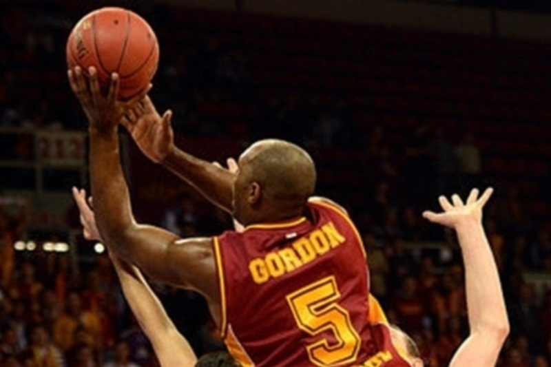 Γαλατάσαραϊ: Περίπατο κόντρα στην Ουλμ