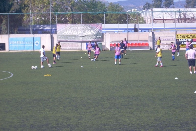 Χατζηαλέξης: «Στο γήπεδο φαίνονται τα φαβορί»