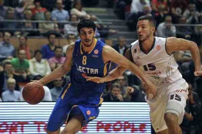 Ελιγιάχου στο Onsports: «Θα γίνει... πραγματική μάχη με Ολυμπιακό!» (photos+videos)