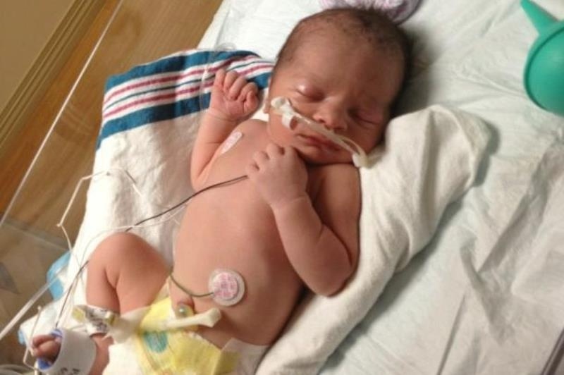 Ο νεογέννητος γιος του Νικ Καλάθη (photo)