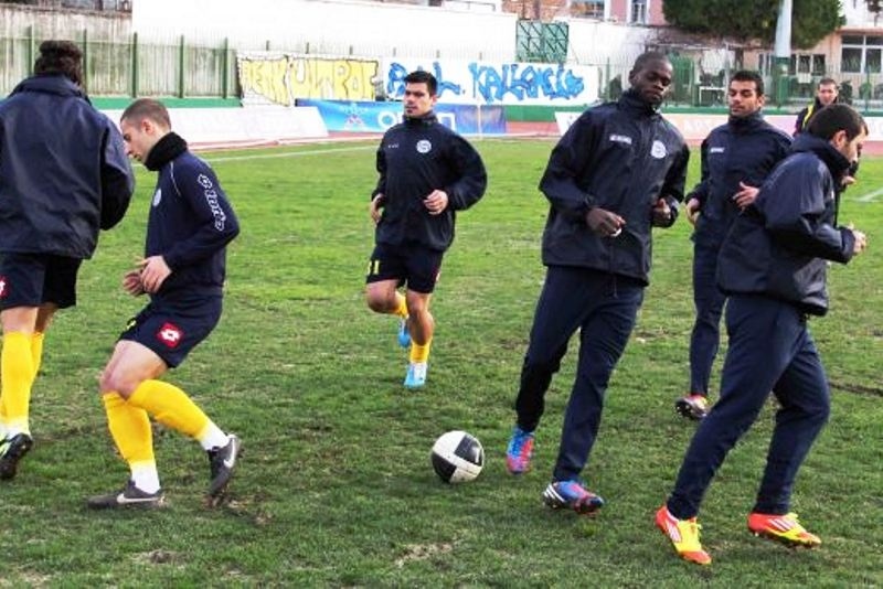 ΑΕΛΚ: Πέντε απουσίες με Πανσερραϊκό